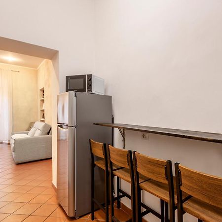 Rita Apartment In Trastevere Rom Exteriör bild